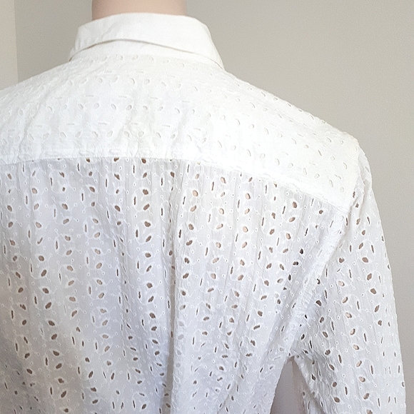 Robert Graham | Eyelet Button-down Shirt - Picture 8 of 14